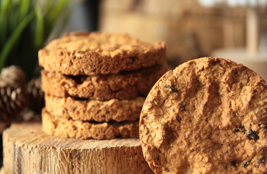 Nie tylko smak. Jak chrupkość i tekstura budują premium w rzemieślniczych wypiekach Owsianej Manufaktury