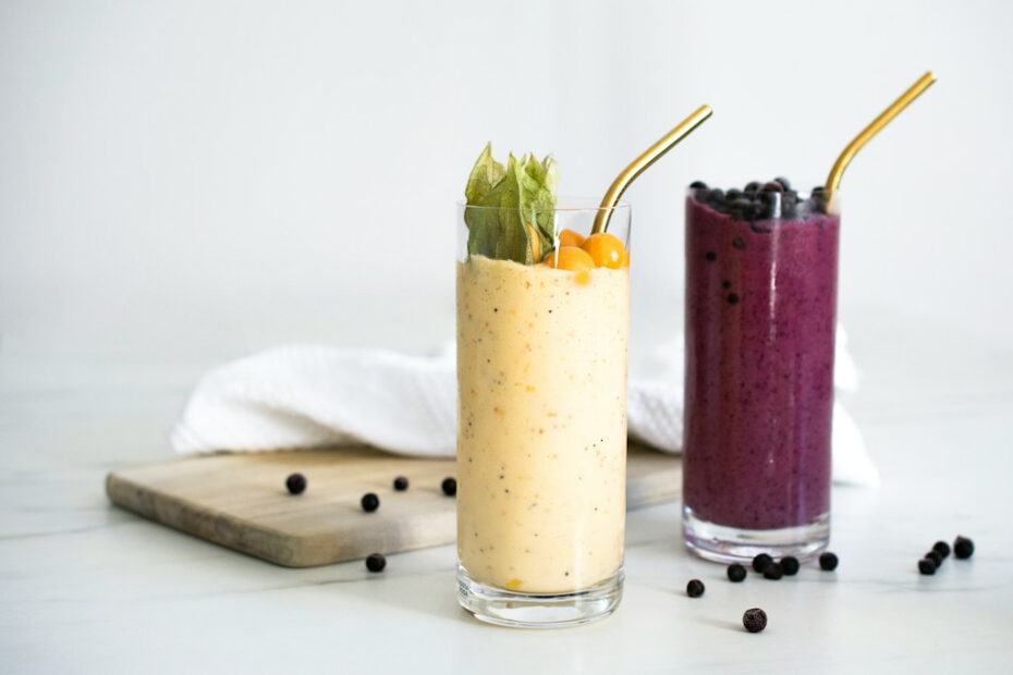 Smoothie na śniadanie w 5 minut — przepisy, które robisz bez wyciągania dużego blendera